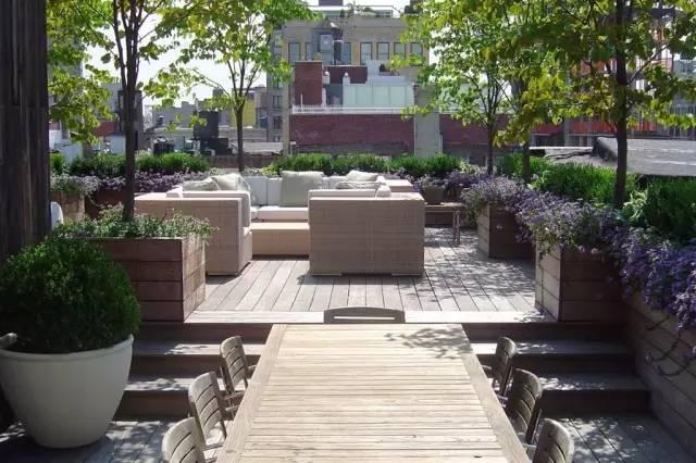 漂亮的城市露台花园装修案例实景图片-成都青望园林景观设计公司