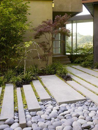 现代风格私家别墅花园地面铺装_别墅花园石板铺法现代简约-成都青望园林景观设计公司