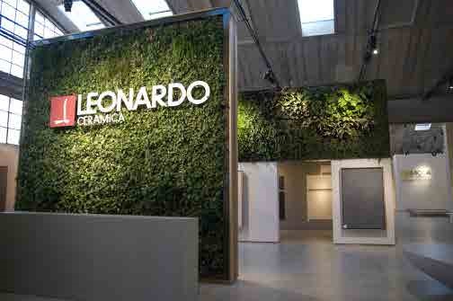 公司前台仿真植物墙logo背景墙定制设计-成都青望园林景观设计