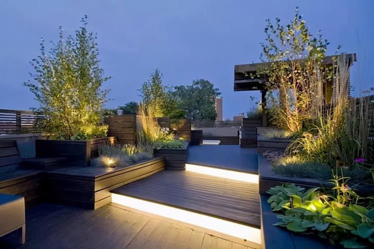 简单漂亮顶楼露台花园实景图片欣赏-成都青望私家花园设计