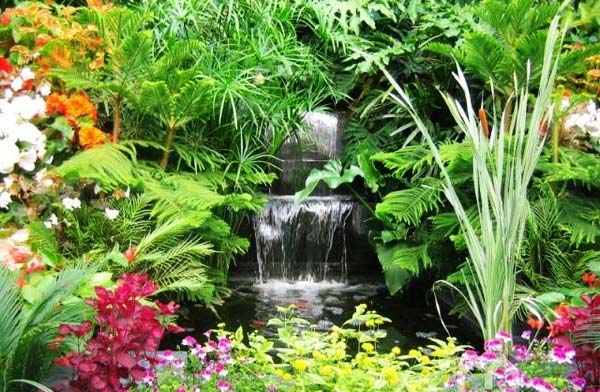 水景瀑布花园——都市里的世外桃源-成都青望园林景观设计公司