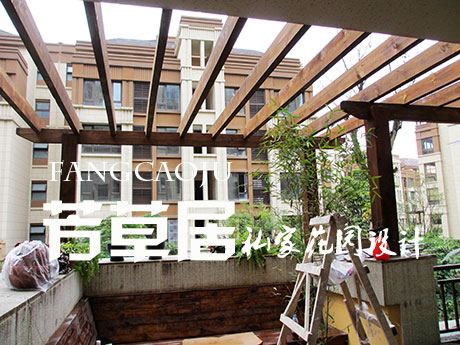 北城天街自然风格阳台装修实景图_成都阳台花园设计